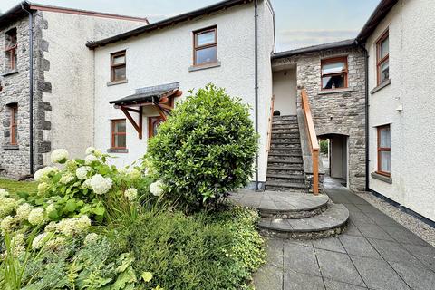 2 bedroom apartment for sale, Beathwaite Gardens, Kendal LA8