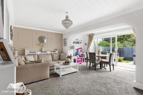 49 Tithelands, Harlow, CM19 5NB