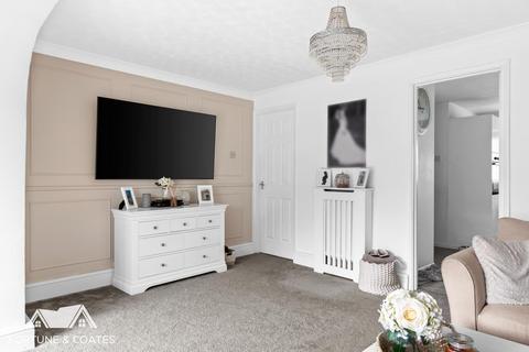 49 Tithelands, Harlow, CM19 5NB