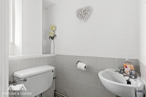 49 Tithelands, Harlow, CM19 5NB
