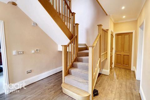 7 bedroom detached house for sale, Orchard Close, Leicester