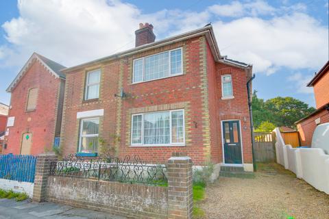 23 Brook Road, Bitterne, Southampton, SO18 6AZ
