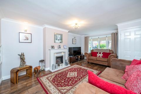 3 bedroom semi-detached house for sale, Goodliff Road, Grantham NG31