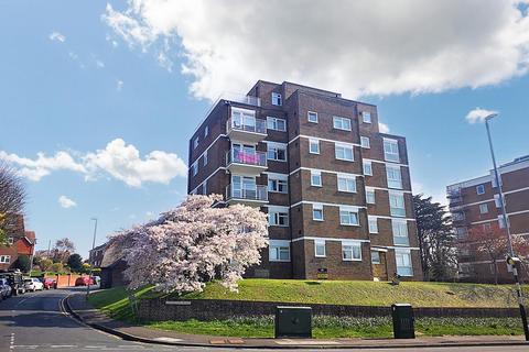 3 bedroom flat for sale, Upperton Road, Eastbourne