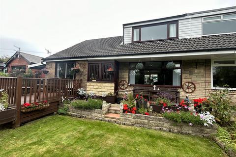 3 bedroom detached bungalow for sale, Holts Lane, Pitses, Oldham