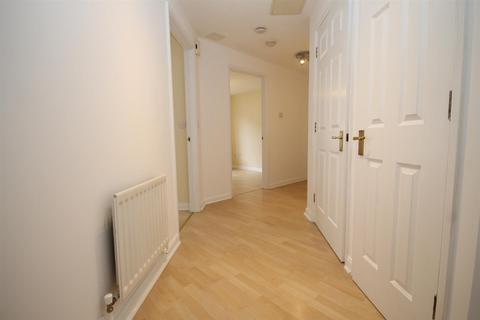 2 bedroom flat to rent, Millpond Place, Carshalton