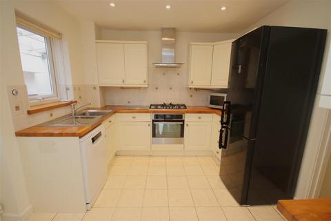 3 bedroom house to rent, Greystoke Road, Cambridge CB1