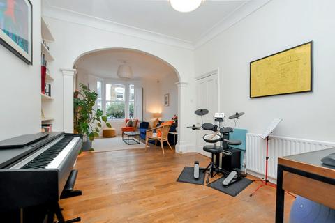 5 bedroom terraced house for sale, Kersley Road, London