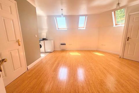 28 Brook View, Grange Park, Northampton, NN4 5DR