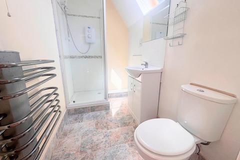 28 Brook View, Grange Park, Northampton, NN4 5DR