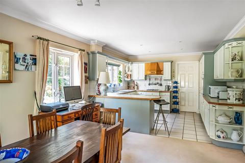 5 bedroom detached house for sale, MAYFIELD, LEATHERHEAD, KT22