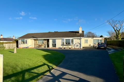 4 bedroom bungalow for sale, Gorad, Valley, Holyhead, Isle of Anglesey, LL65