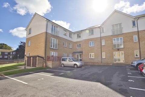 2 bedroom flat for sale, Folkestone Road, Dover, CT17