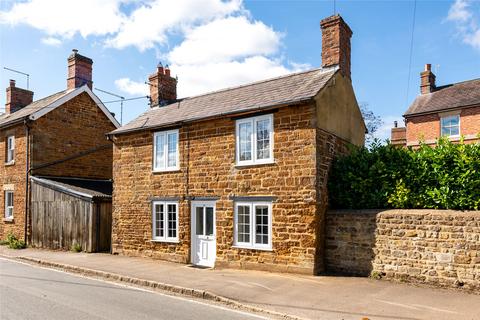 2 bedroom detached house to rent, Quinbury End, Blakesley, Towcester, Northamptonshire, NN12