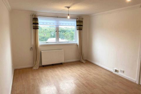 2 bedroom flat to rent, Greenrigg Road, Glasgow G67