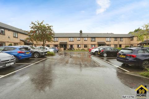 2 bedroom flat for sale, Galloway Court, Pudsey, Leeds, YORKSHIRE, LS28