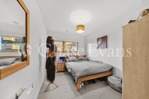 1 bedroom apartment to rent, Cutmore Ropeworks, Barking Central, IG11