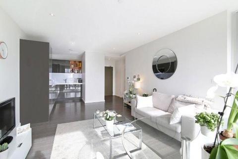 1 bedroom flat to rent, 1-2 Westfield Avenue E20