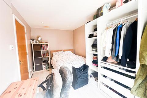 36 Corn Way, London, E11 4YF