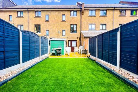 36 Corn Way, London, E11 4YF
