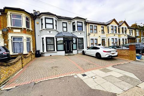 6 bedroom terraced house for sale, Empress Avenue, Ilford, IG1