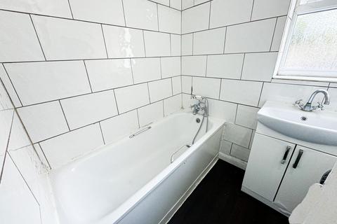 3 bedroom terraced house for sale, Cann Hall Road, London, E11