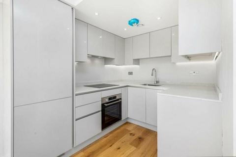 3 bedroom ground floor flat for sale, Stepney Way, London, E1