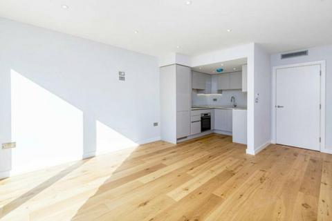 3 bedroom ground floor flat for sale, Stepney Way, London, E1