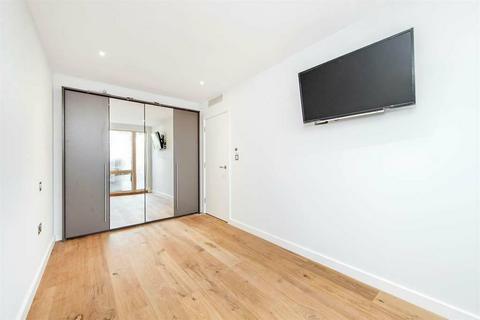 3 bedroom ground floor flat for sale, Stepney Way, London, E1