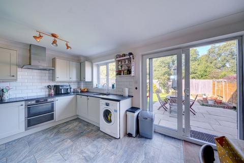 3 bedroom link detached house for sale, Cornmill Close, Elmley Castle, WR10