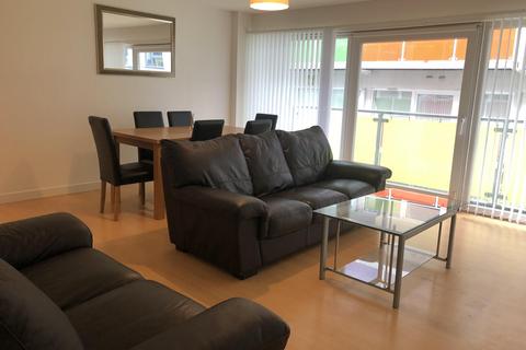 2 bedroom flat to rent, Concord Street, Leeds, West Yorkshire, UK, LS2