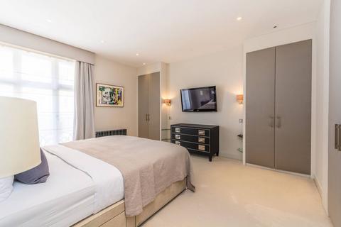 2 bedroom flat to rent, Dunraven Street, Mayfair, London, W1K