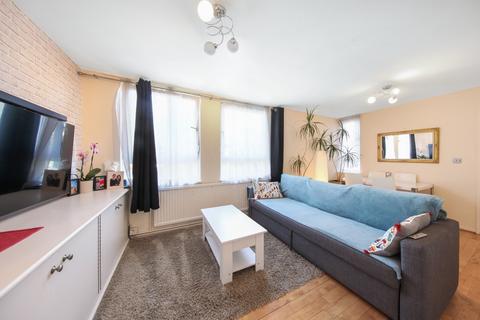 1 bedroom apartment for sale, More Close, St Paul's Court, W14