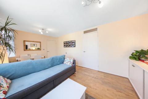 1 bedroom apartment for sale, More Close, St Paul's Court, W14