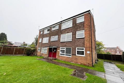 2 bedroom flat to rent, St. Patricks Close, Kings Heath, Birmingham