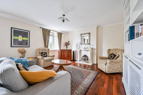 4 bedroom flat for sale, Temple Court, Rectory Square, Shoreditch, London, E1