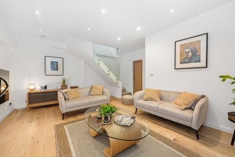 3 bedroom mews for sale, Upbrook Mews, Bayswater, London, W2