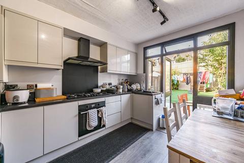 3 bedroom terraced house for sale, Letchworth Street, Tooting, London, SW17