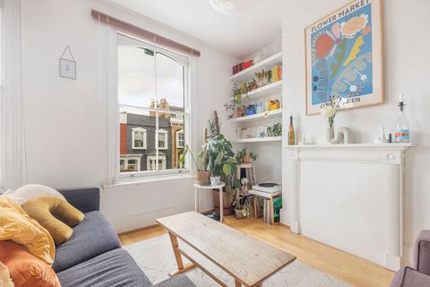 3 bedroom apartment for sale, Winston Road, Stoke Newington, London, N16