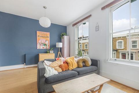 3 bedroom apartment for sale, Winston Road, Stoke Newington, London, N16