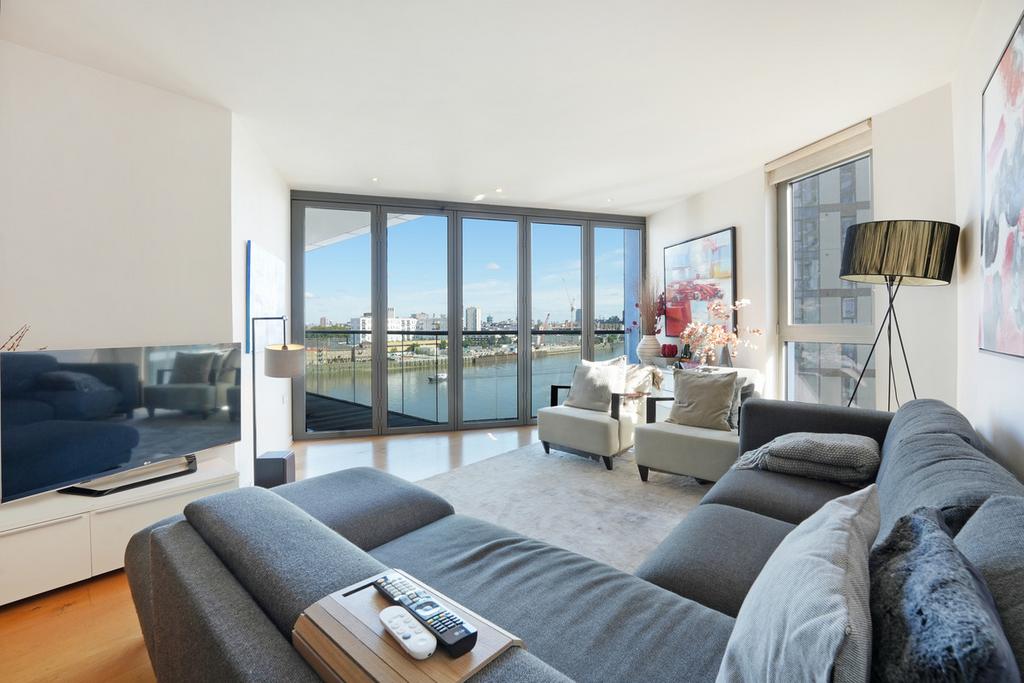 Riverside Quarter, London, SW18 2 bed apartment - £785,000