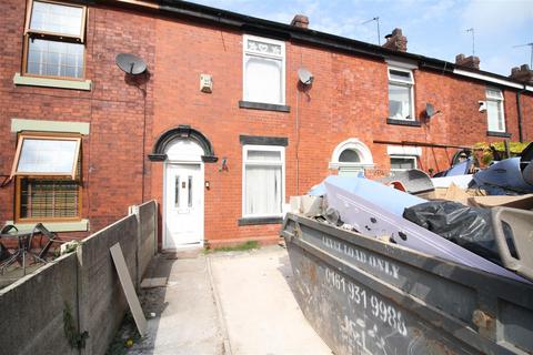 2 bedroom terraced house to rent, Poolbank Road, Middleton M24