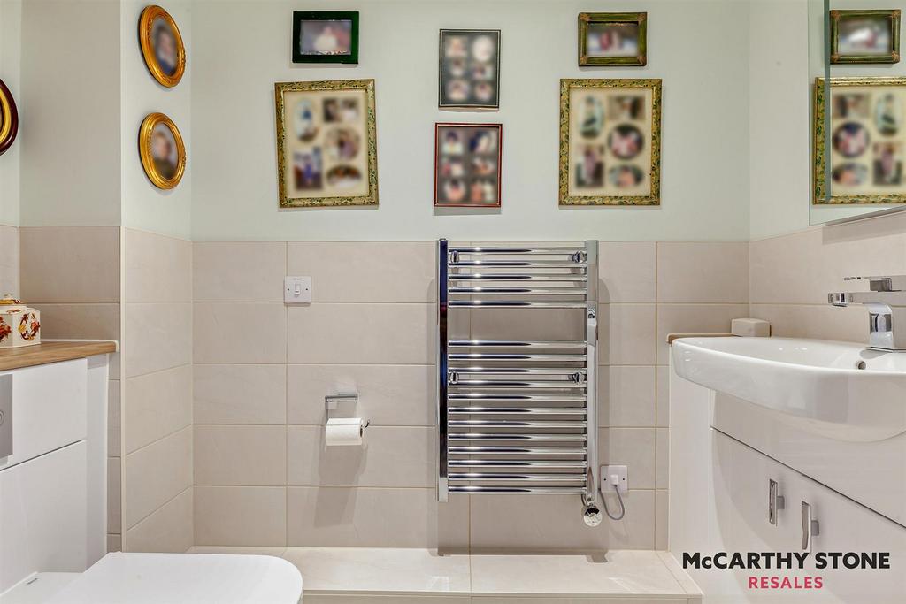 8610960-interior12-800.JPG