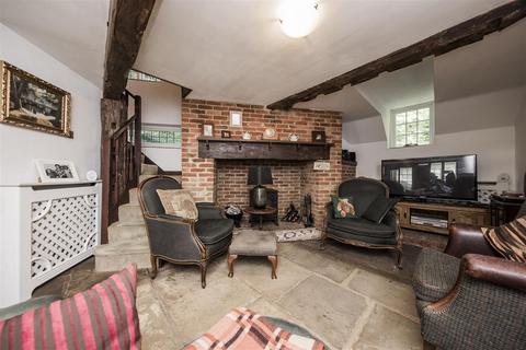 2 bedroom cottage for sale, Milking Lane, Leaves Green BR2