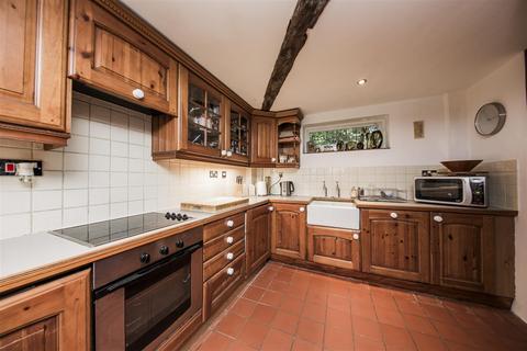 2 bedroom cottage for sale, Milking Lane, Leaves Green BR2