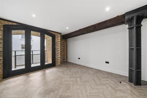 2 bedroom apartment to rent, Mill Street, London