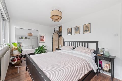 Flat 102, Denton Malden Crescent, London, NW1 8BL