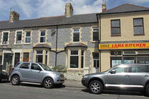 2 bedroom flat to rent, 233 Holton Road, Barry, The Vale Of Glamorgan. CF63 4HR