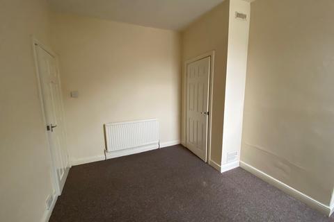 2 bedroom flat to rent, 233 Holton Road, Barry, The Vale Of Glamorgan. CF63 4HR