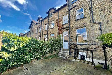 11 Ash Grove, Ilkley, LS29 8EP